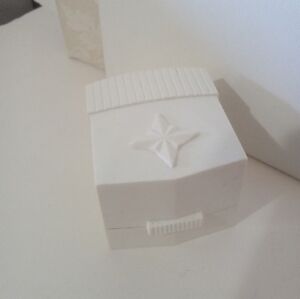 Vintage Art Deco Cream White Plastic Celluloid‎ Ring Box w/Black Interior